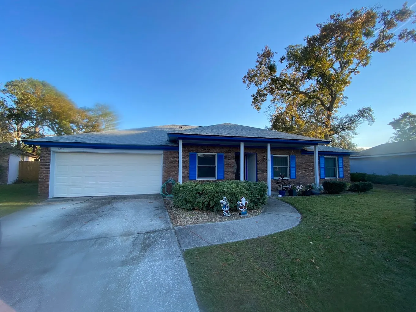 Freshly painted Jacksonville home exterior